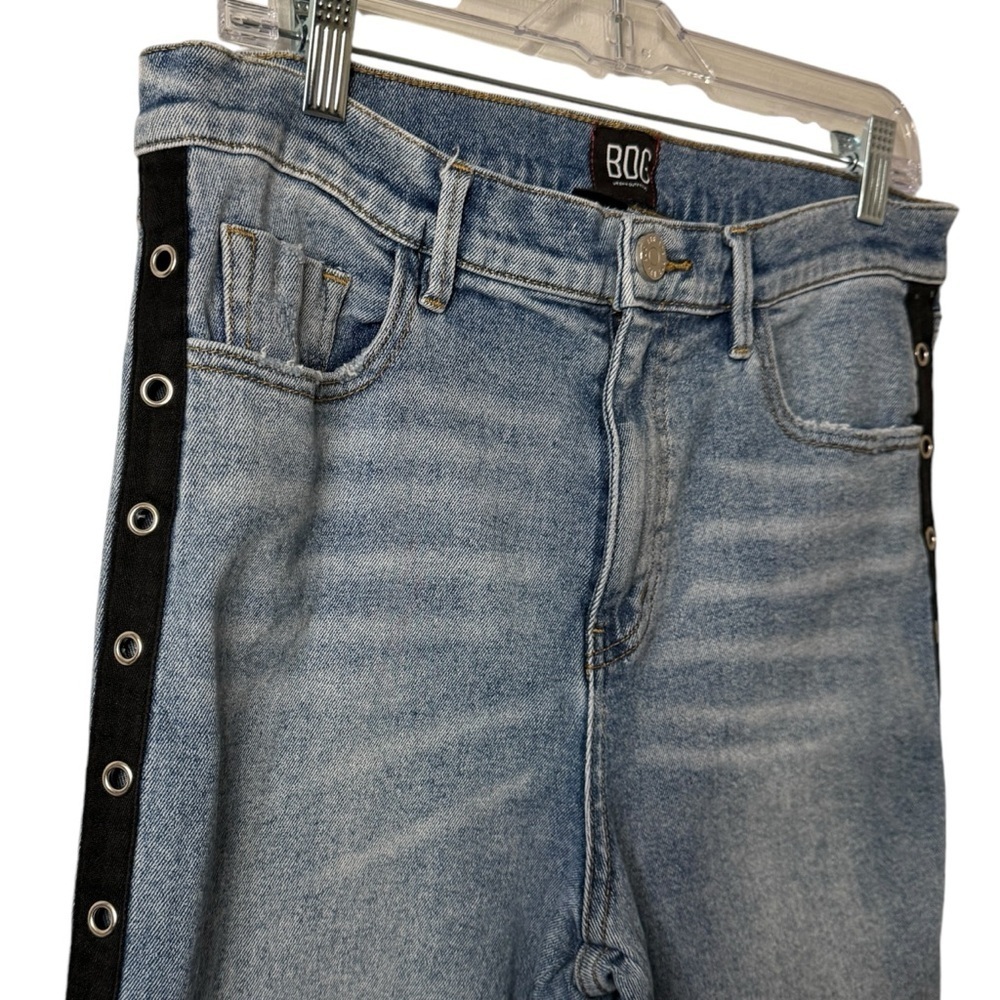 BDG Women's Light Blue Jeans with Black  Grommet Details - Picture 4 of 13